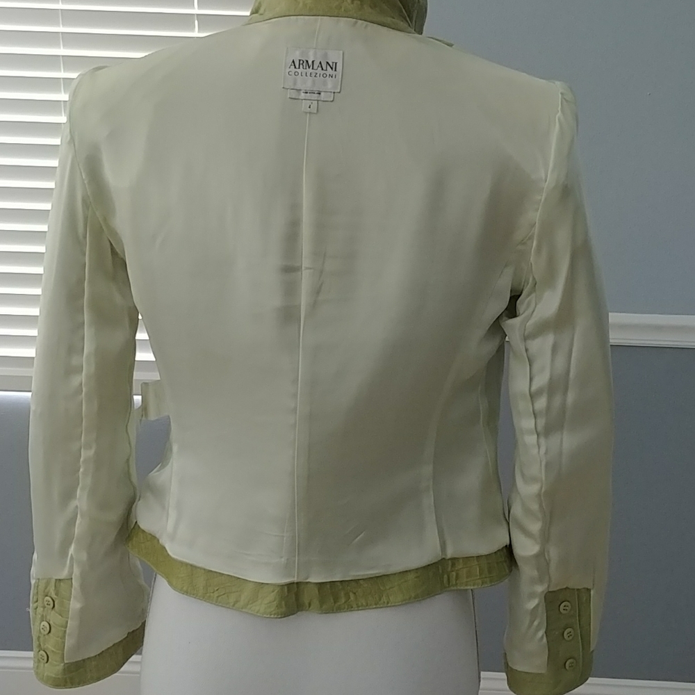 Jacket - Picture 10 of 11